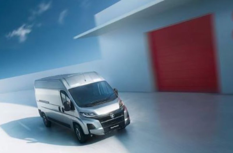 Safety first https://www.twall.co.uk/assets/media/movanoonthemove.jpeg