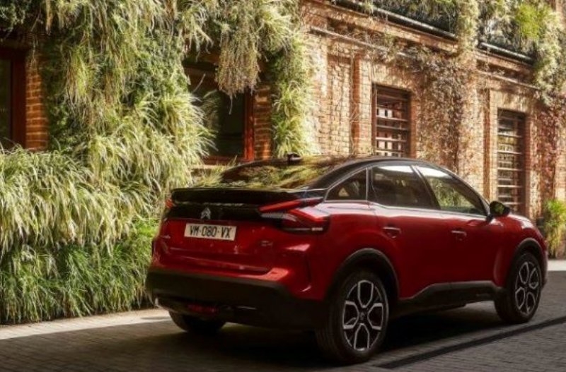 Sporty Rear Design https://www.twall.co.uk/assets/media/rearofthee_c4.jpeg