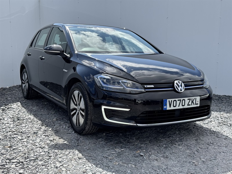 2020 VOLKSWAGEN GOLF 35.8KWH E GOLF HATCHBACK 5DR ELECTRIC AUTO 136 PS ELECTRIC NAV AUTO... photo
