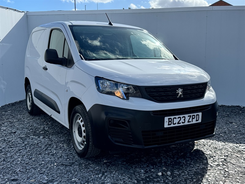 2023 PEUGEOT PARTNER