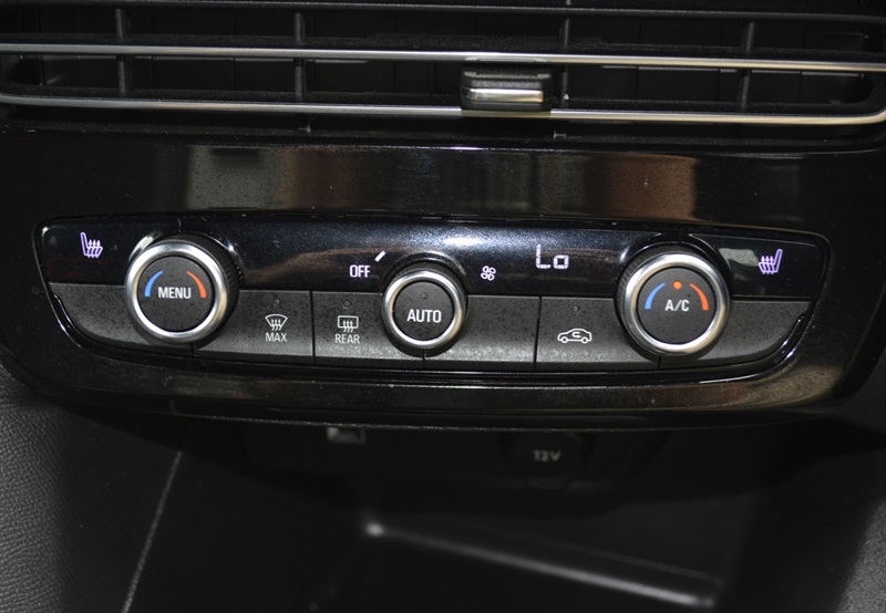 2024 Vauxhall Mokka thumbnail 21
